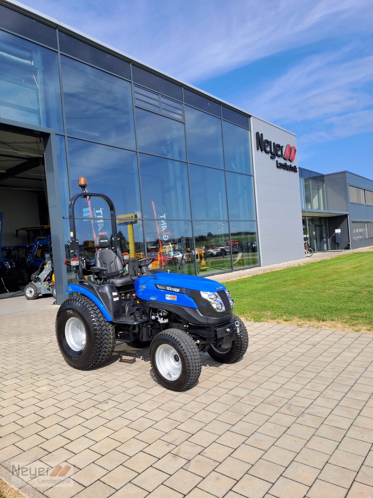 Traktor des Typs Solis 26 Hydrostat, Neumaschine in Bad Waldsee Mennisweiler (Bild 1)