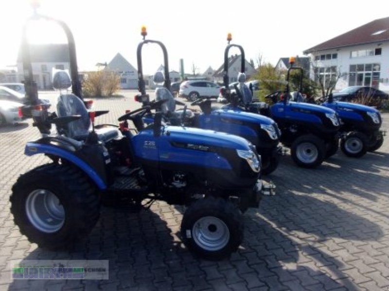 Traktor des Typs Solis 26 Kleintraktor 6+2 Gänge Vorführmaschine, Neumaschine in Buchdorf (Bild 1)