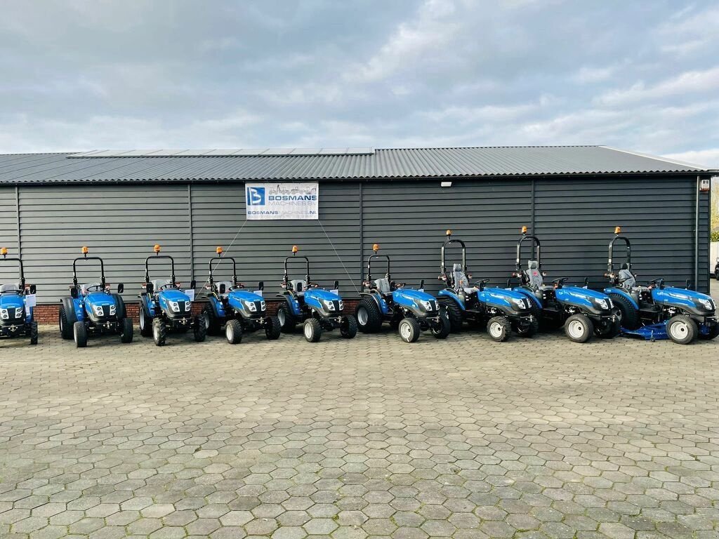 Traktor a típus Solis 26 minitractor NIEUW brede landbouwbanden, Neumaschine ekkor: Neer (Kép 2)
