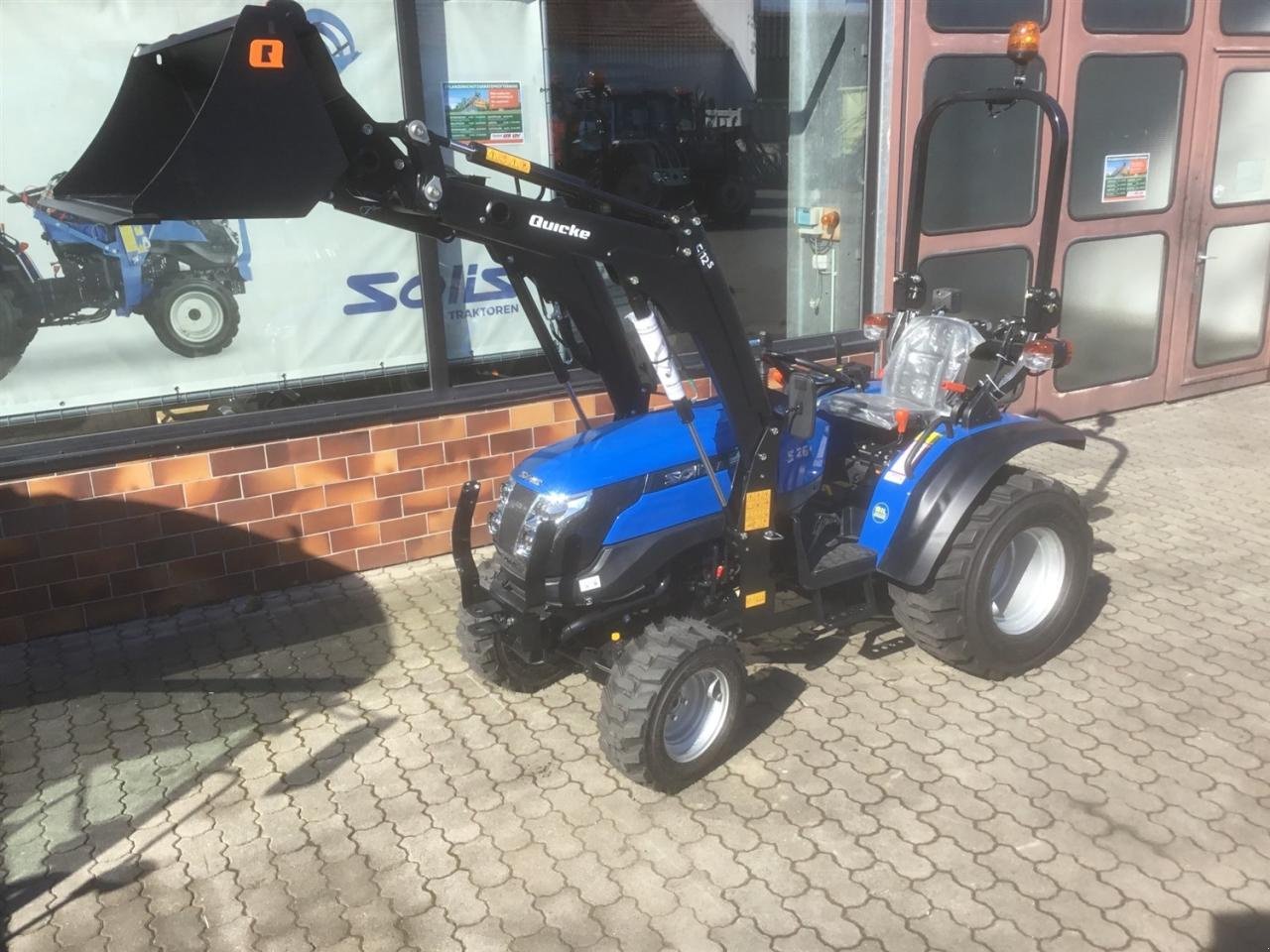 Traktor of the type Solis 26 Seitenschaltung, Neumaschine in Hartkirchen (Picture 2)