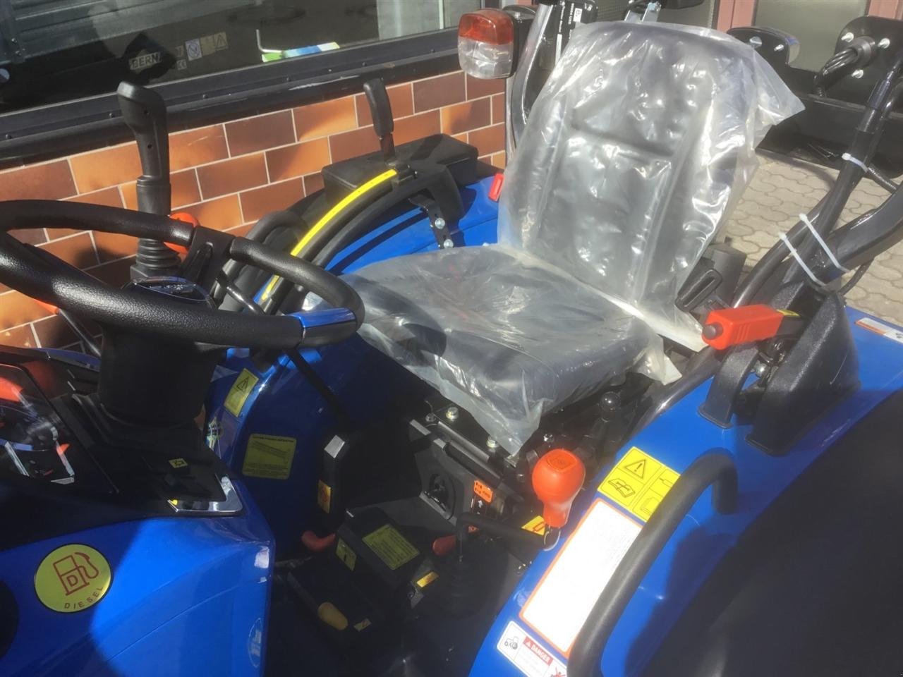 Traktor of the type Solis 26 Seitenschaltung, Neumaschine in Hartkirchen (Picture 5)