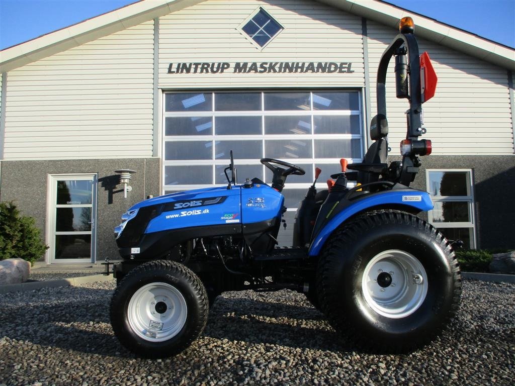 Traktor za tip Solis 26 Shuttle XL 9x9 med store brede Turf hjul på til prisen!, Gebrauchtmaschine u Lintrup (Slika 1)