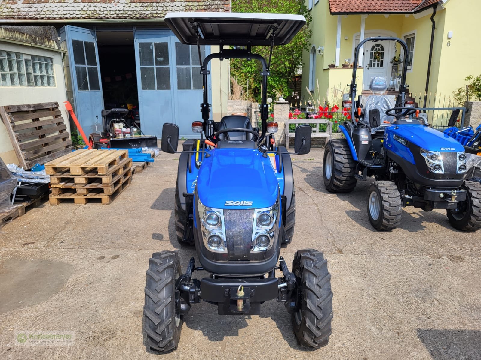 Traktor tipa Solis 26 + Sonnendach + Radial AS-Reifen + Straßenzulassung NEU Allrad, Neumaschine u Feuchtwangen (Slika 3)