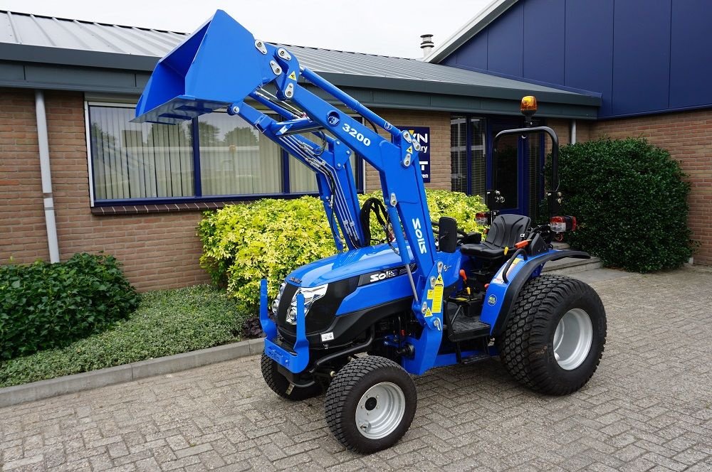 Traktor типа Solis 26, Gebrauchtmaschine в Dronten (Фотография 4)