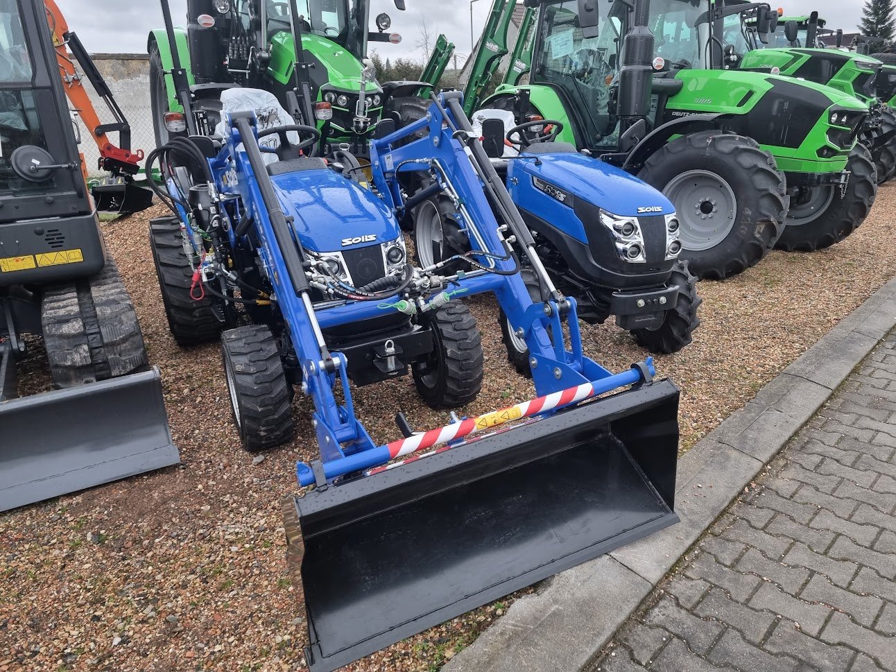 Traktor of the type Solis 26, Neumaschine in Stankov (Picture 6)