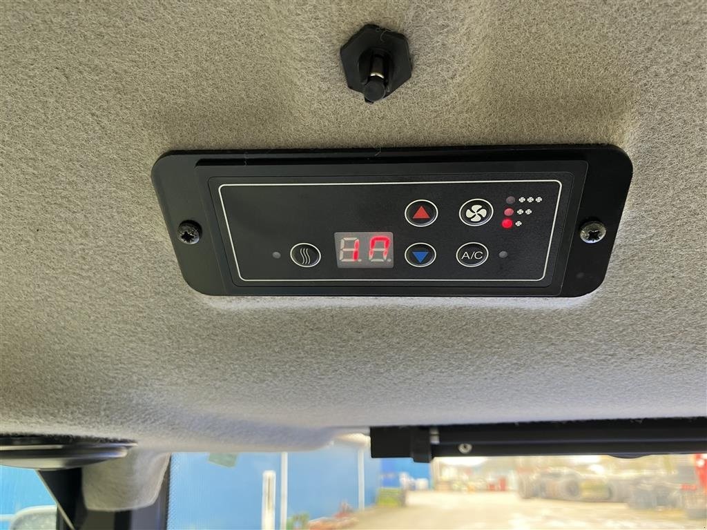 Traktor del tipo Solis 50, Gebrauchtmaschine en Kjellerup (Imagen 11)