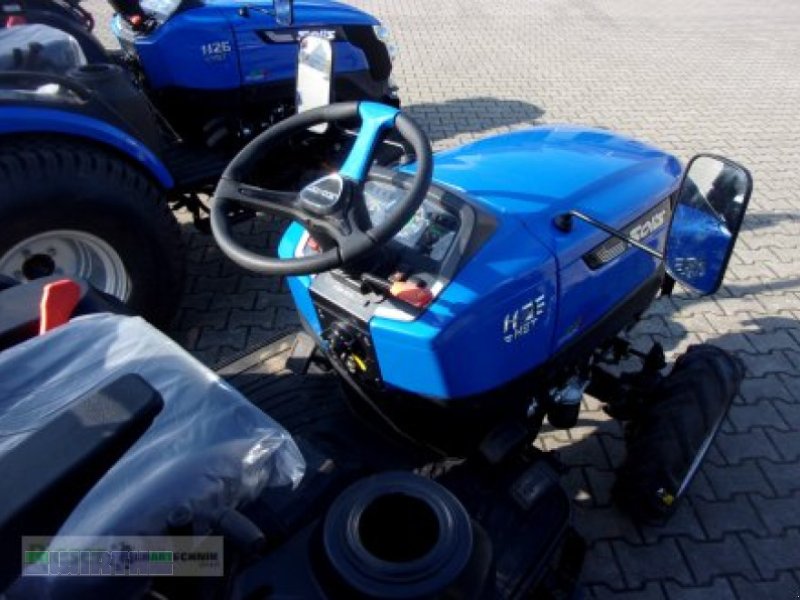 Traktor des Typs Solis 6+2 (sowie 9+9) Solis-Wochen Lager-Abverkauf, Ausstellungsmaschinen, Neumaschine in Buchdorf (Bild 1)