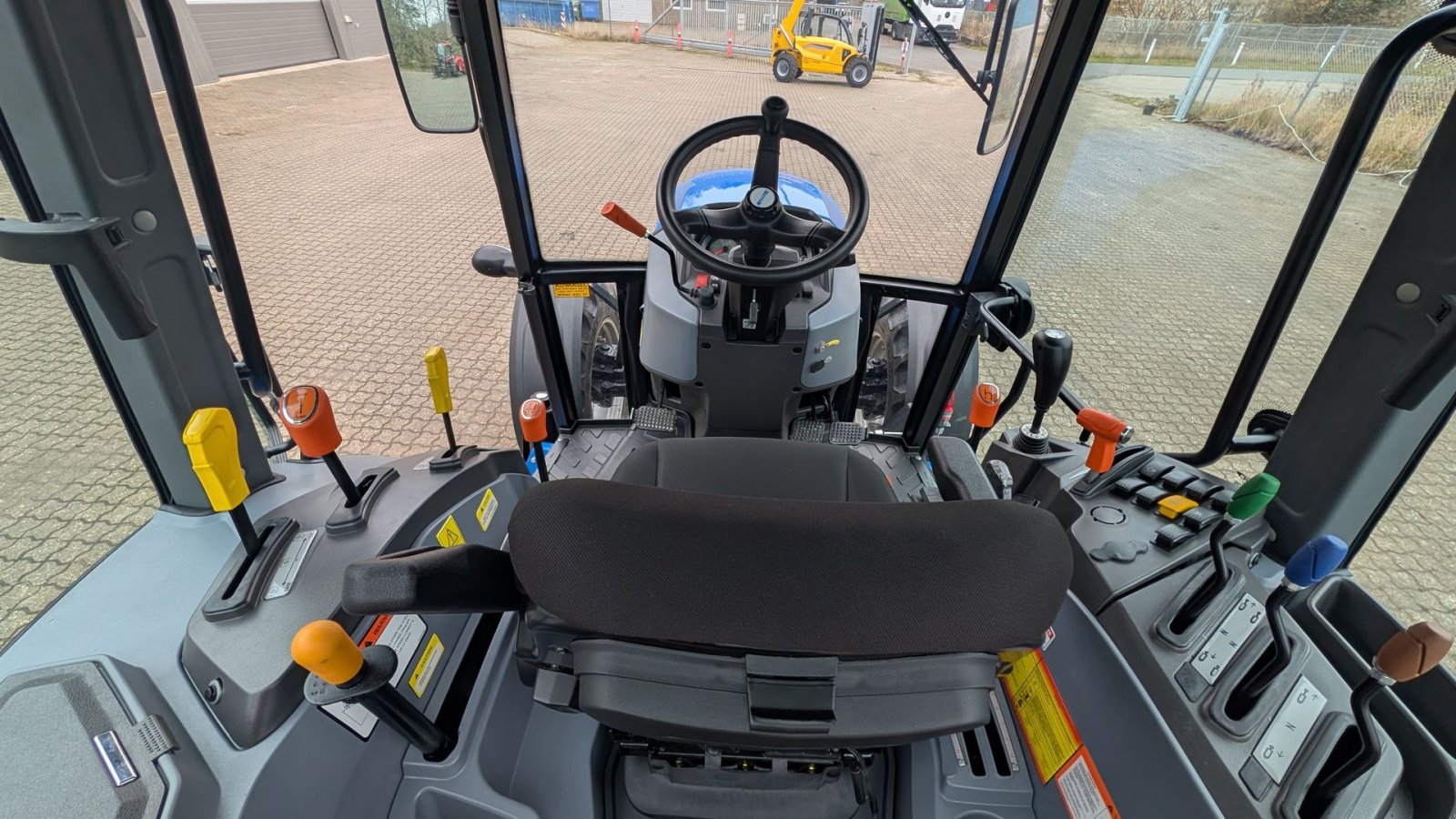 Traktor of the type Solis 60, Gebrauchtmaschine in Rødekro (Picture 16)