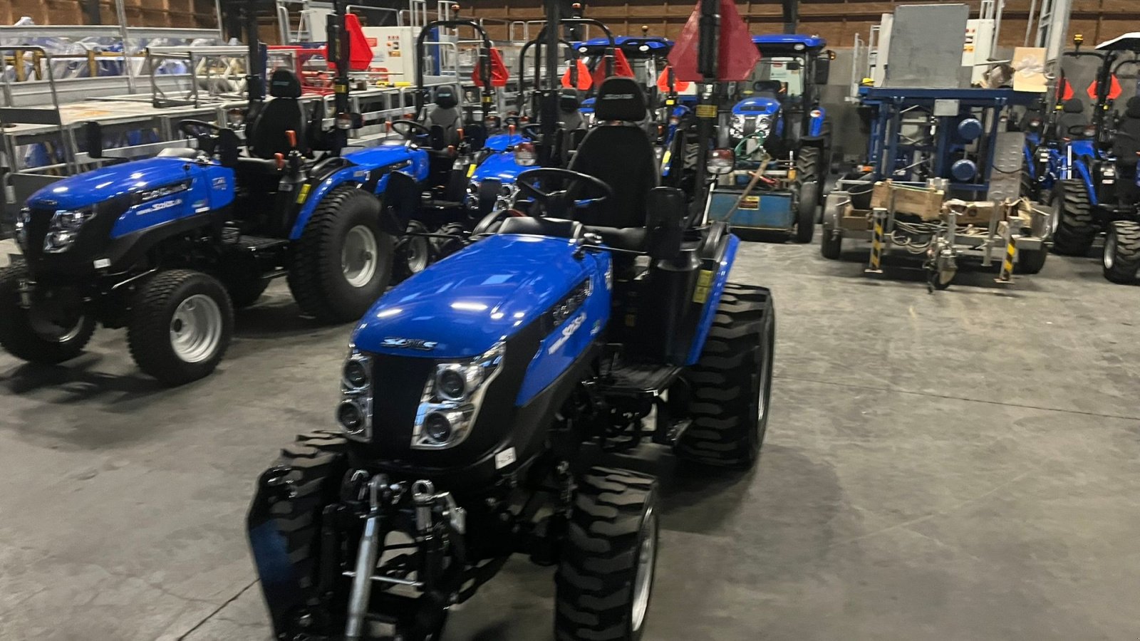 Traktor des Typs Solis H26 HST Industrihjul og Frontlift, Gebrauchtmaschine in Lintrup (Bild 3)