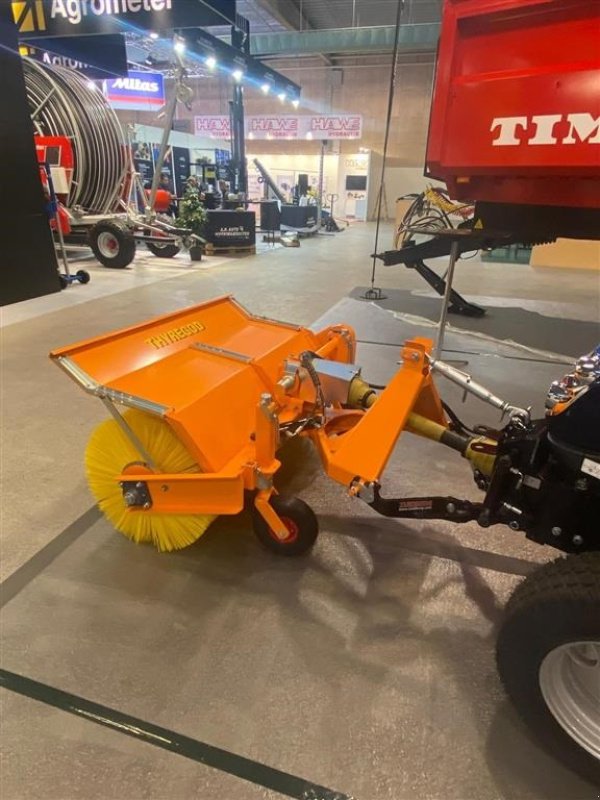 Traktor tipa Solis H26 HST SnowEdition med Thyregod TK 1600 kost på, Gebrauchtmaschine u Lintrup (Slika 7)