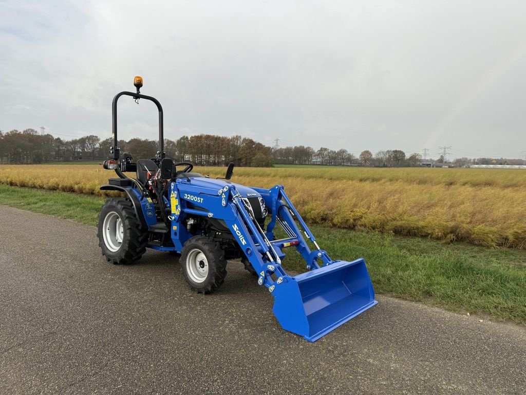 Traktor del tipo Solis minitractor NIEUW met frontlader / brede agribanden, Neumaschine In Neer (Immagine 9)