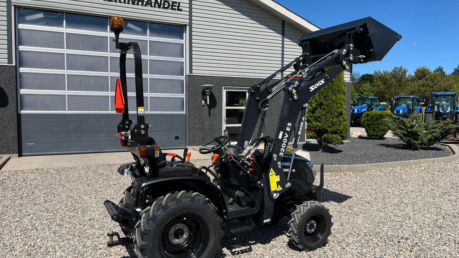 Traktor des Typs Solis S26 6+2 gearmaskine Limited Edition i sort med brede hjul og Fuldhydraulisk frontlæsser, Gebrauchtmaschine in Lintrup (Bild 19)