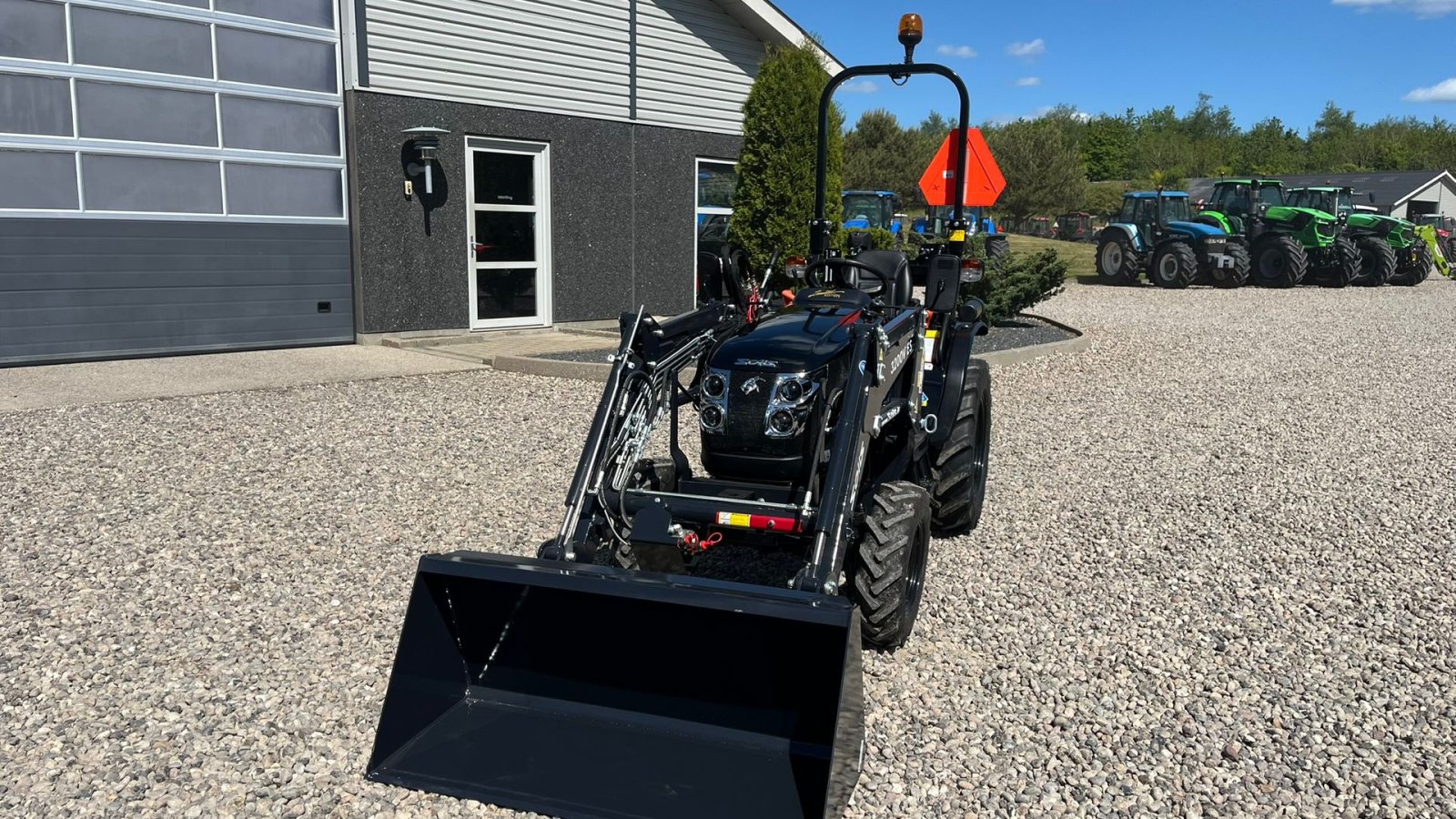 Traktor des Typs Solis S26 6+2 gearmaskine Limited Edition i sort med brede hjul og Fuldhydraulisk frontlæsser, Gebrauchtmaschine in Lintrup (Bild 16)