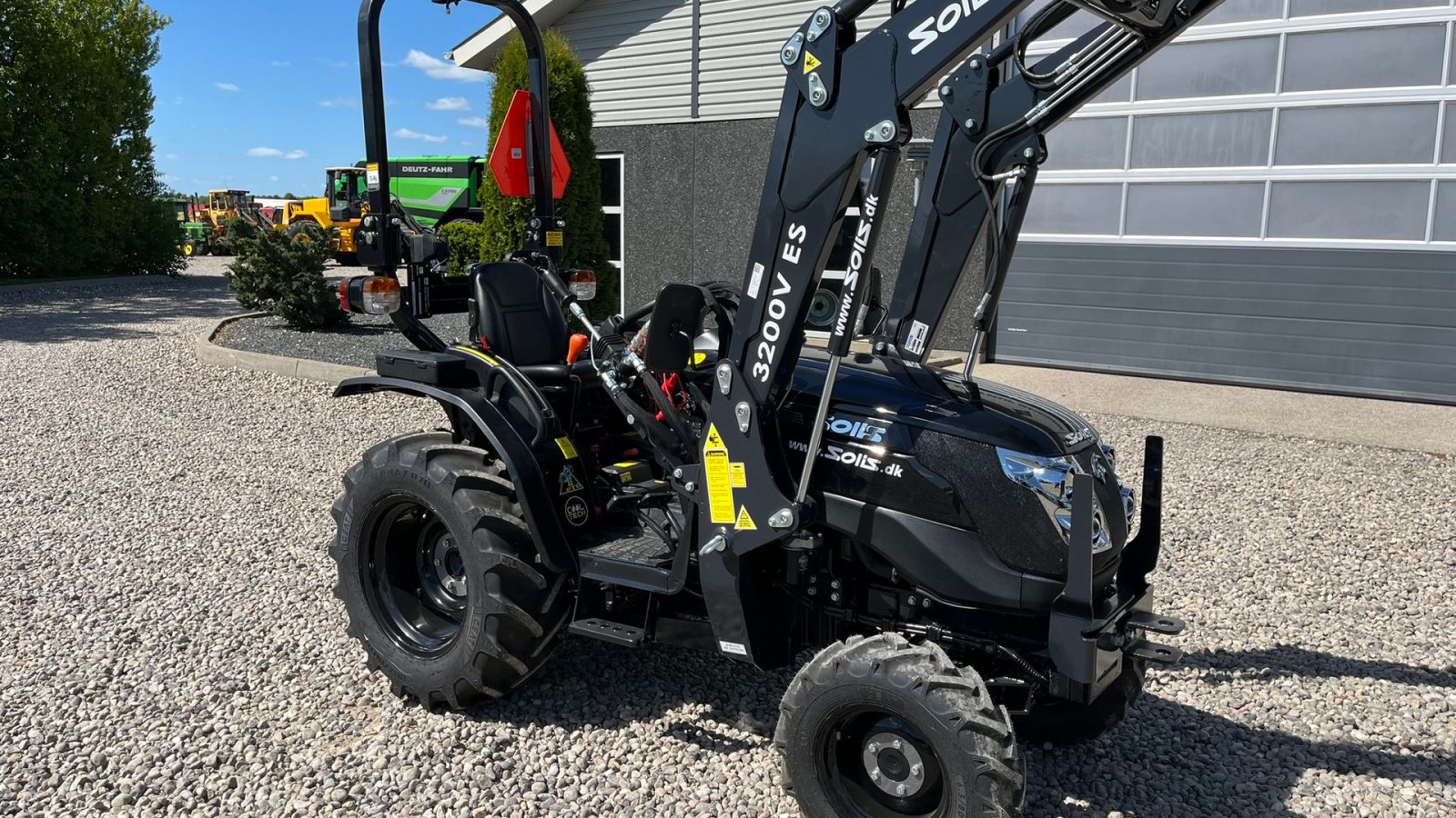 Traktor des Typs Solis S26 6+2 gearmaskine Limited Edition i sort med brede hjul og Fuldhydraulisk frontlæsser, Gebrauchtmaschine in Lintrup (Bild 22)