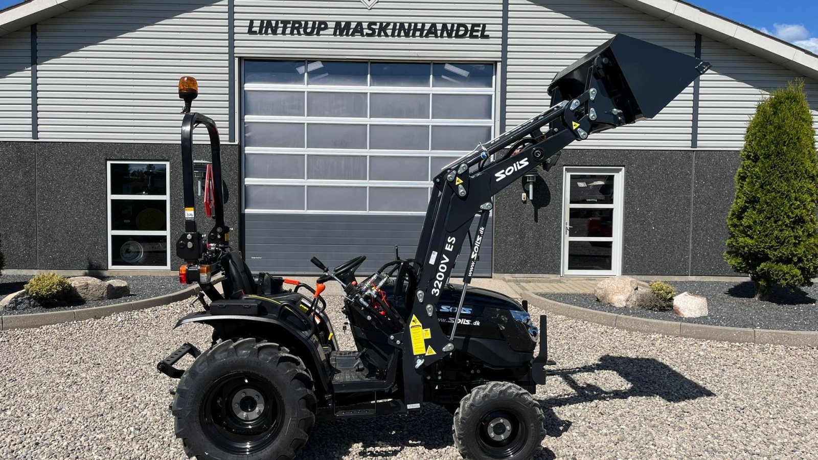 Traktor des Typs Solis S26 6+2 gearmaskine Limited Edition i sort med brede hjul og Fuldhydraulisk frontlæsser, Gebrauchtmaschine in Lintrup (Bild 15)