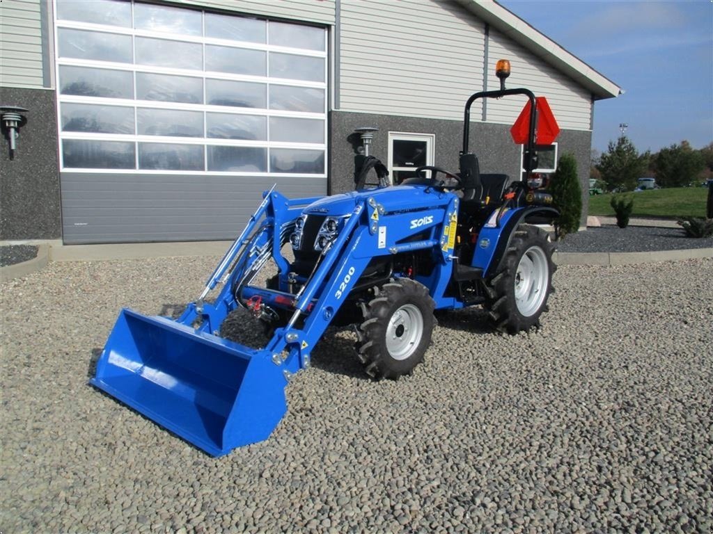 Traktor of the type Solis S26 6+2 gearmaskine med Fuldhydraulisk frontlæsser, Gebrauchtmaschine in Lintrup (Picture 19)