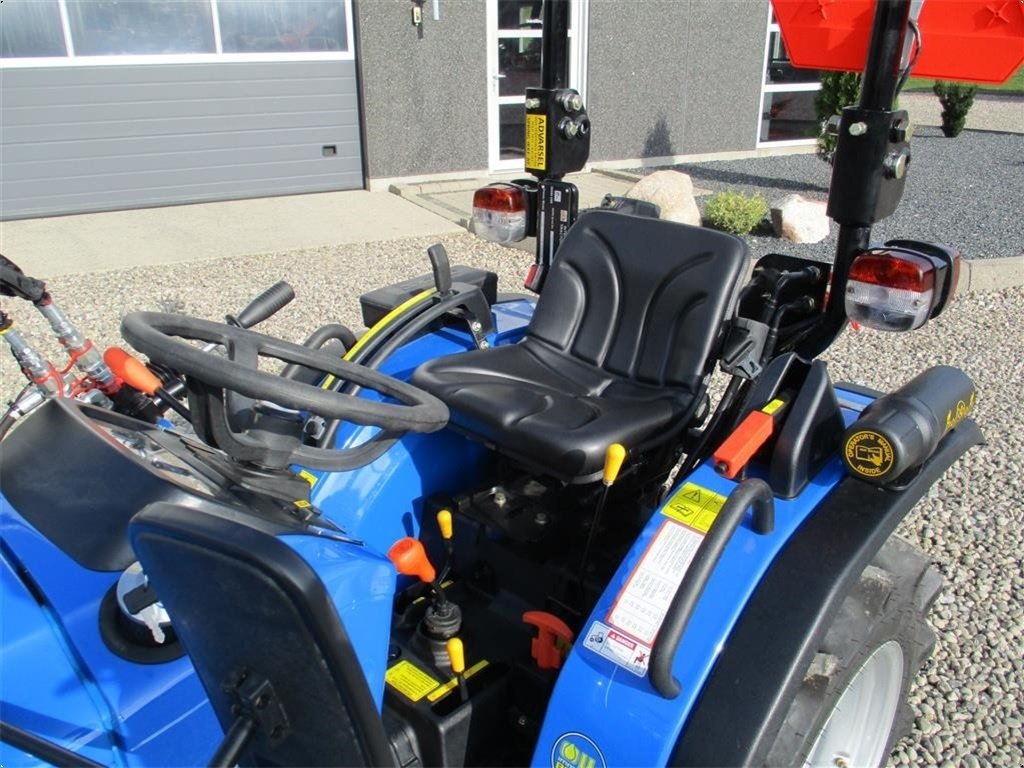 Traktor of the type Solis S26 6+2 gearmaskine med Fuldhydraulisk frontlæsser, Gebrauchtmaschine in Lintrup (Picture 20)