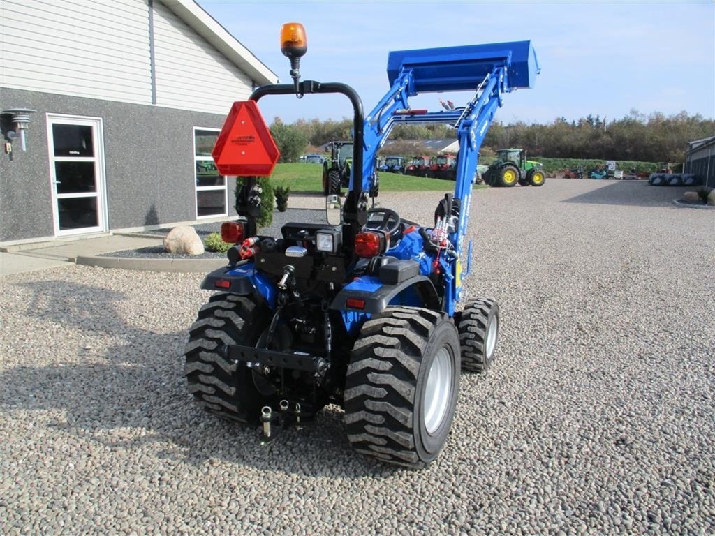 Traktor от тип Solis S26 6+2 gearmaskine med Servostyring og fuldhydraulisk frontlæsser, Gebrauchtmaschine в Lintrup (Снимка 10)