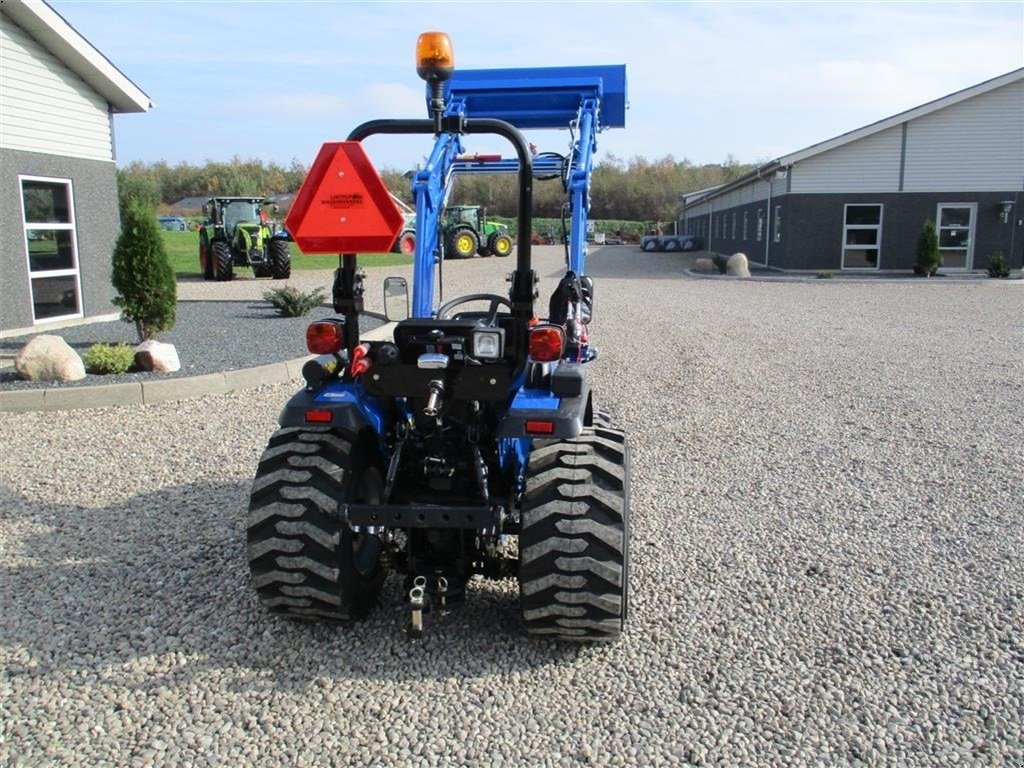 Traktor от тип Solis S26 6+2 gearmaskine med Servostyring og fuldhydraulisk frontlæsser, Gebrauchtmaschine в Lintrup (Снимка 11)