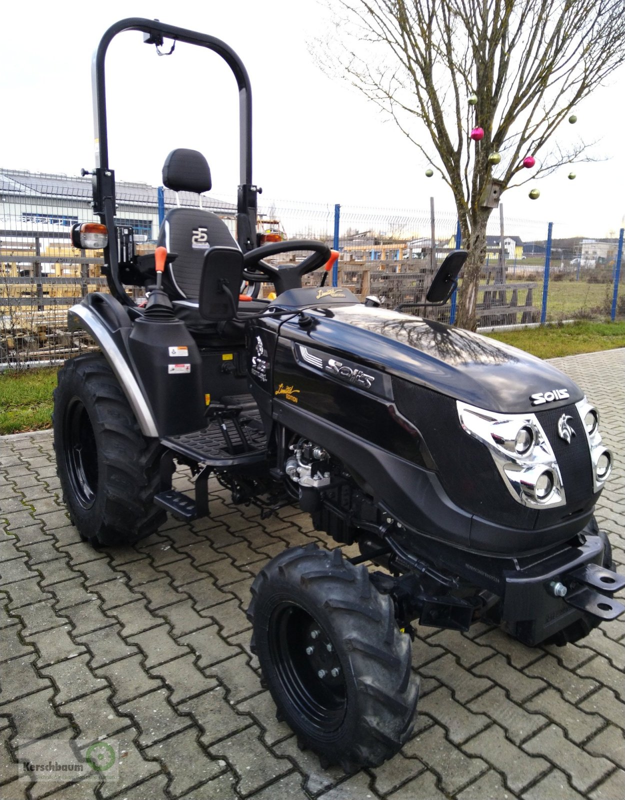 Traktor του τύπου Solis S26 9+9 Panther, Neumaschine σε Adelsdorf (Φωτογραφία 3)