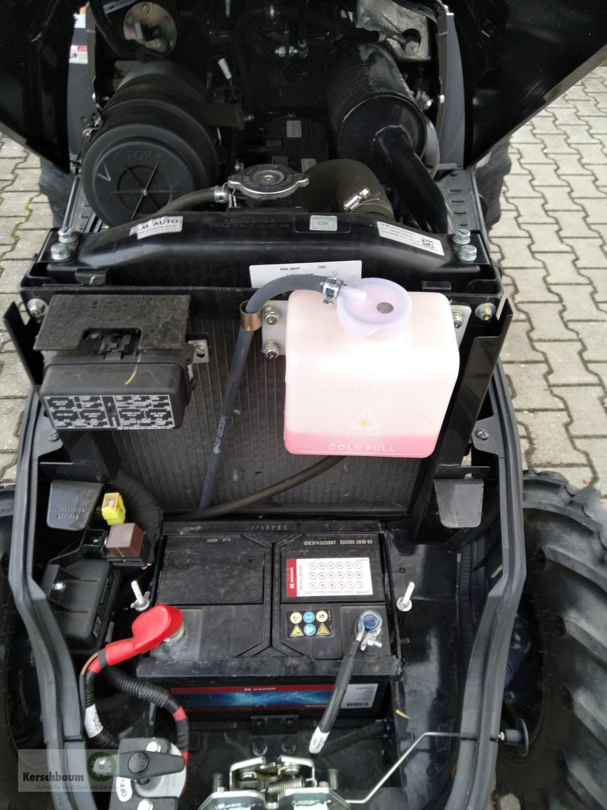 Traktor του τύπου Solis S26 9+9 Panther, Neumaschine σε Adelsdorf (Φωτογραφία 10)