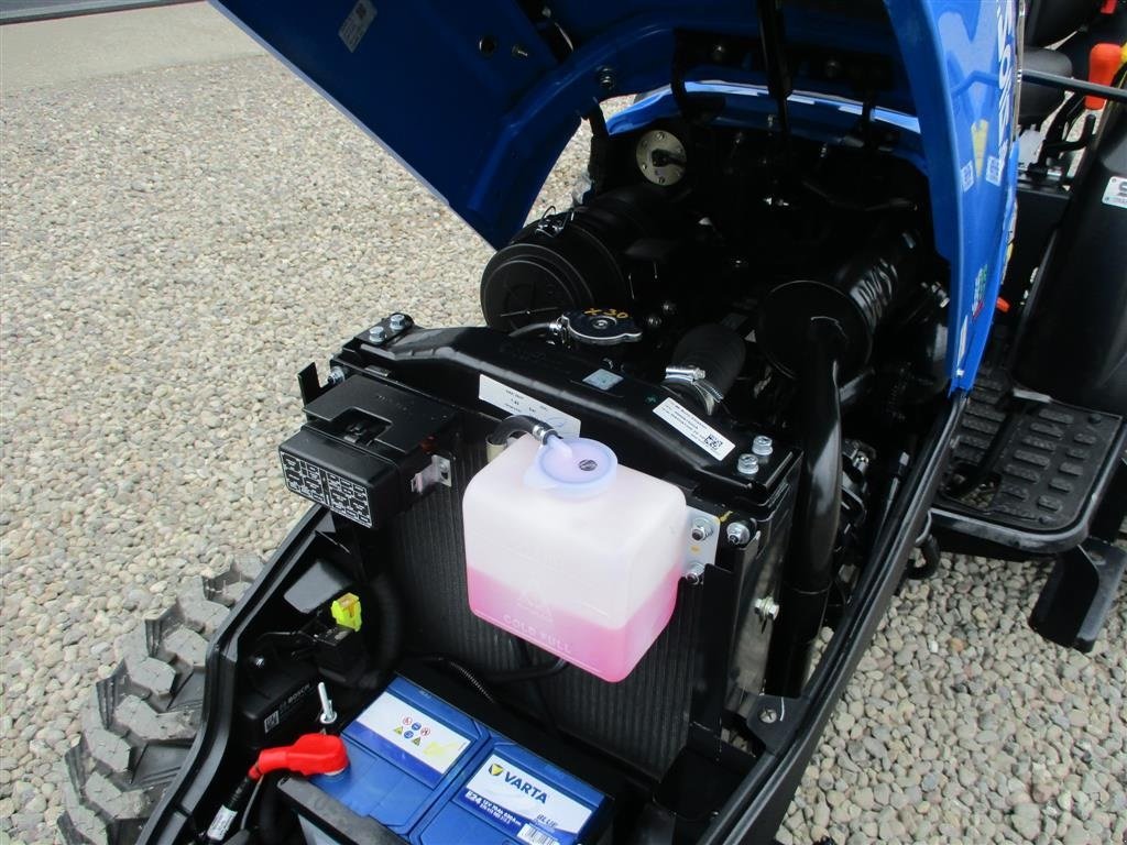 Traktor typu Solis S26 Shuttle XL 9+9 med industridæk, Gebrauchtmaschine v Lintrup (Obrázek 4)