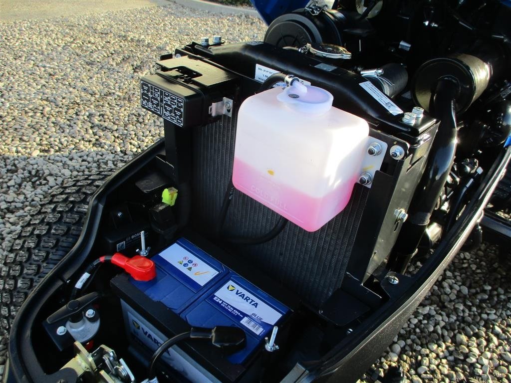 Traktor Türe ait Solis S26 Shuttle XL 9+9 med store brede Turf hjul på til prisen!, Gebrauchtmaschine içinde Lintrup (resim 14)