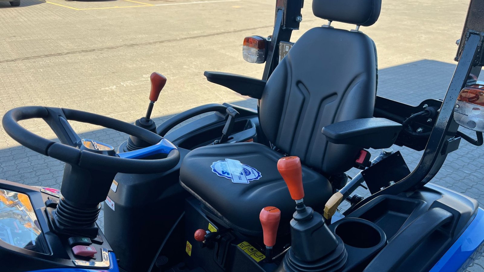 Traktor от тип Solis S26 Shuttle XL Fabriksny 26hk 4WD traktor med vendegear, Gebrauchtmaschine в Rønnede (Снимка 9)