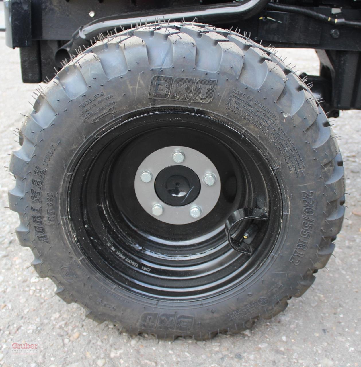 Traktor a típus Solis Solis 26 9+9 Panther, Neumaschine ekkor: Leipzig OT Engelsdorf (Kép 7)