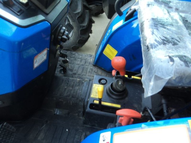 Traktor van het type Solis SOLIS 26, Gebrauchtmaschine in MOULLE (Foto 11)
