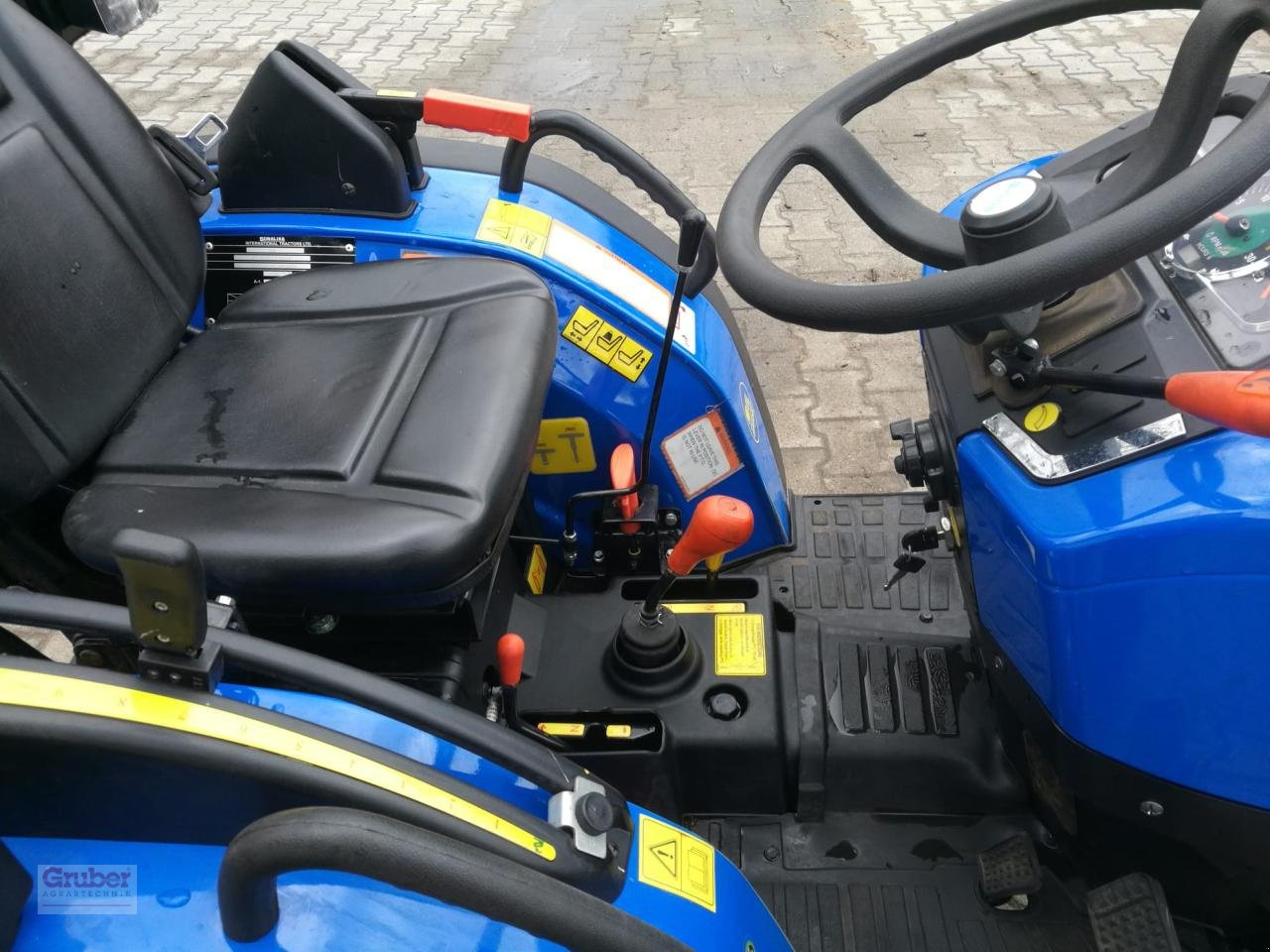 Traktor a típus Solis Solis 26, Gebrauchtmaschine ekkor: Leipzig OT Engelsdorf (Kép 3)