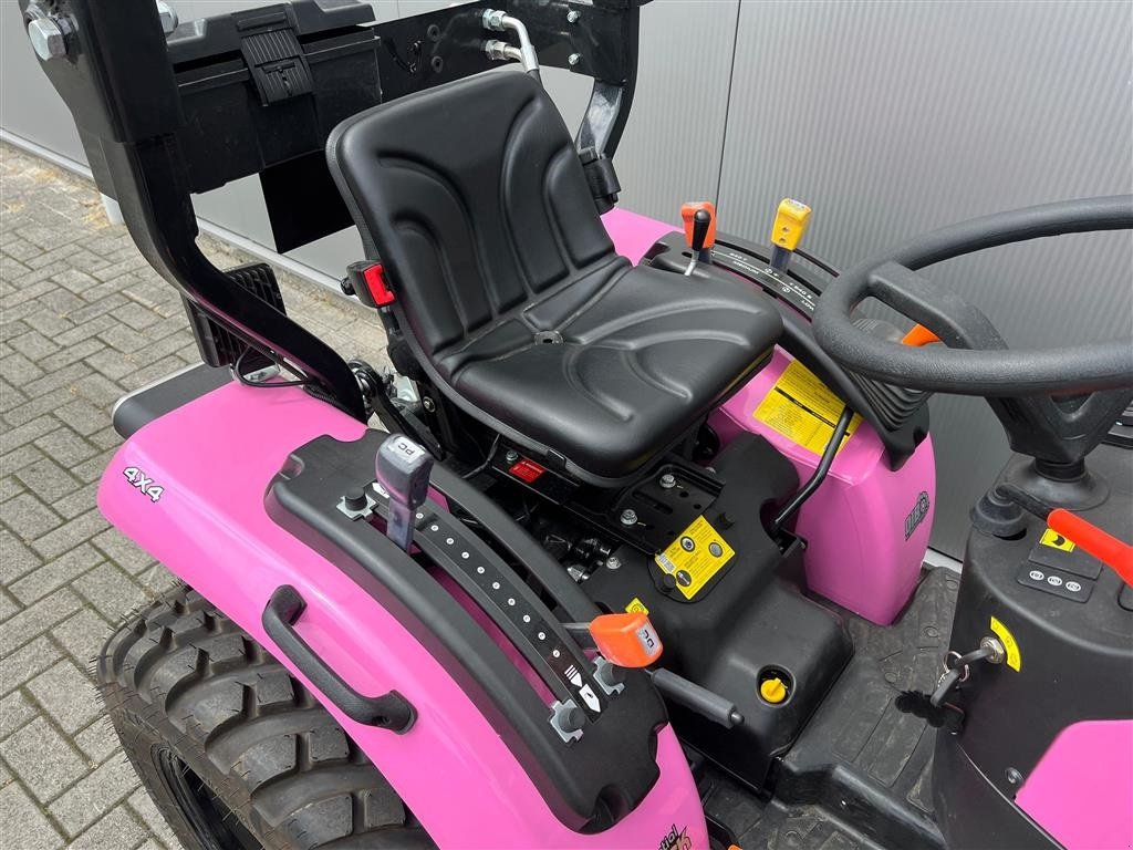 Traktor типа Sonstige 263+ Pink-Edition fabriksny, Gebrauchtmaschine в Vinderup (Фотография 9)