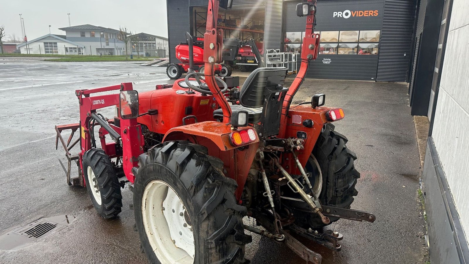 Traktor типа Sonstige 435, Gebrauchtmaschine в Dronninglund (Фотография 4)