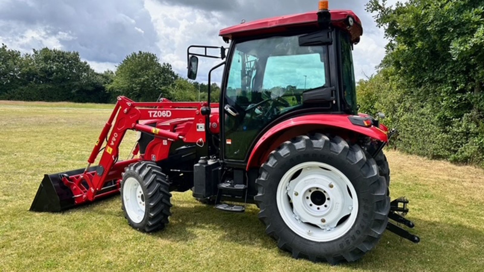 Traktor typu Sonstige 704, Gebrauchtmaschine v Herning (Obrázek 3)