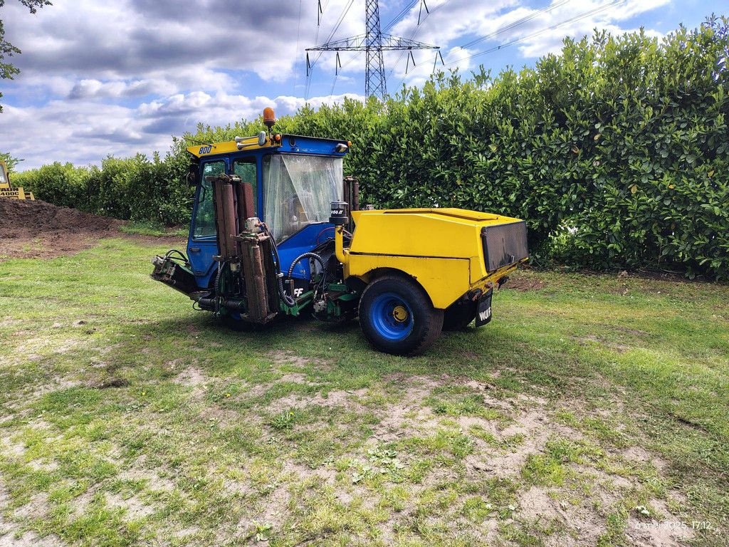 Traktor typu Sonstige 800, Gebrauchtmaschine w Antwerpen (Zdjęcie 3)