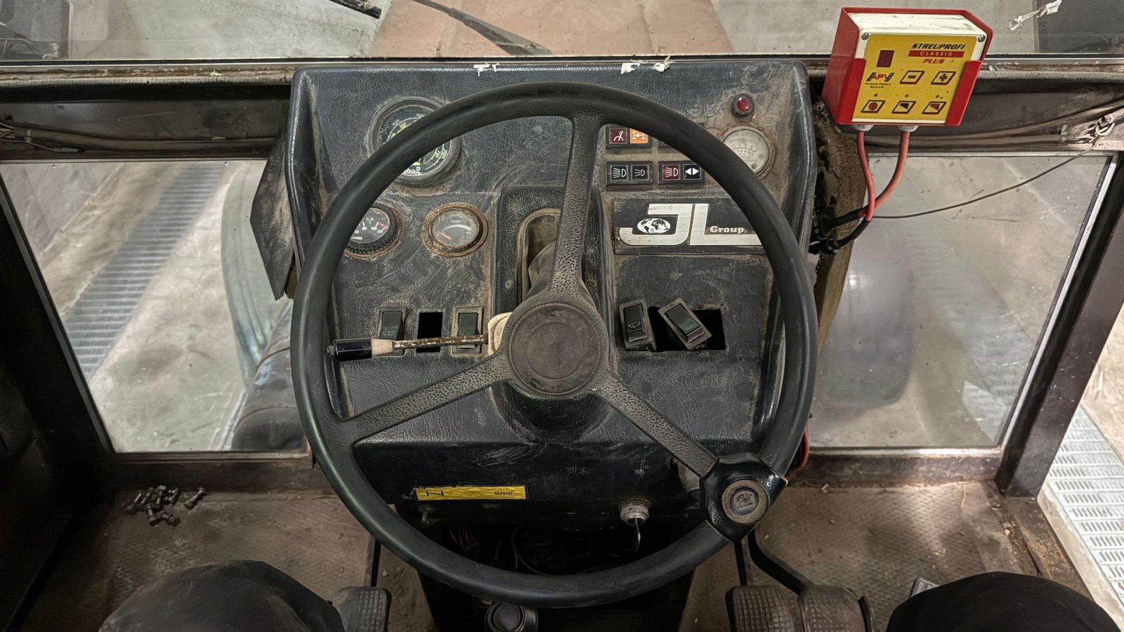 Traktor Türe ait Sonstige 900 de-luxe Incl. Danfoil 12 meter sprøjte & fronttank, Gebrauchtmaschine içinde Gjerlev J. (resim 15)