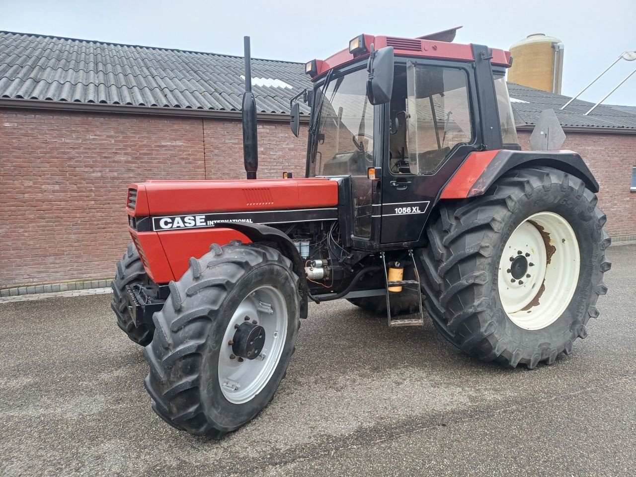 Traktor des Typs Sonstige Aangeboden een Case 1056 XL 1056, Gebrauchtmaschine in Stroe (Gld) (Bild 2)