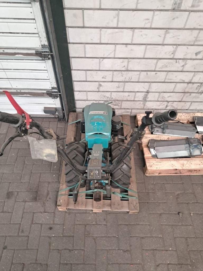 Traktor des Typs Sonstige Bertolini 411, Gebrauchtmaschine in Borne (Bild 6)