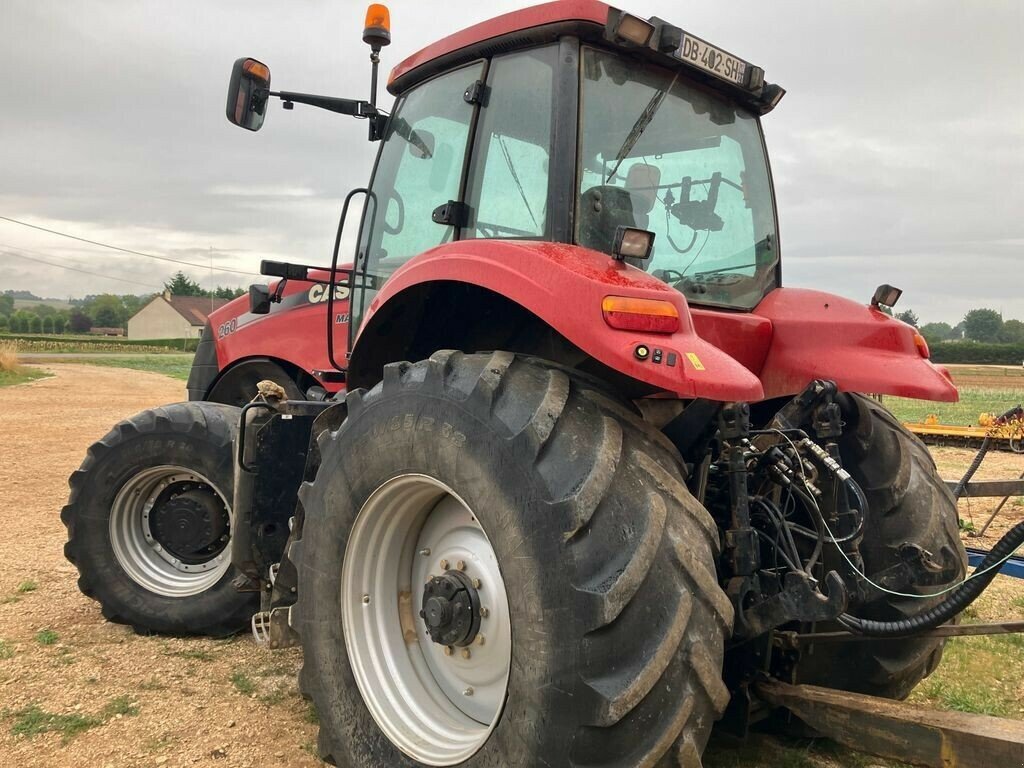 Traktor от тип Sonstige CASE MAGNUM 260, Gebrauchtmaschine в VAROIS & CHAIGNOT (Снимка 3)