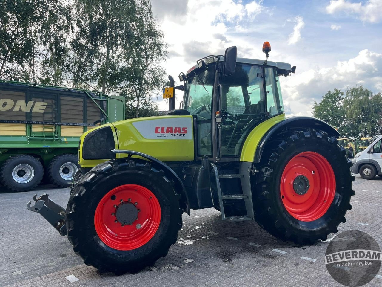 Traktor of the type Sonstige Claas 816 RZ, Gebrauchtmaschine in Vriezenveen (Picture 2)