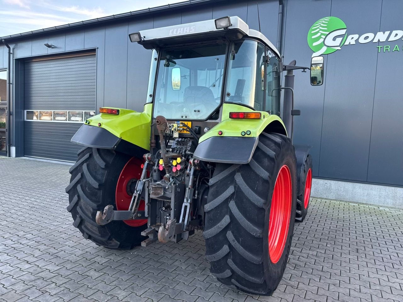 Traktor des Typs Sonstige Claas Ares 556 RZ, Gebrauchtmaschine in Daarle (Bild 5)