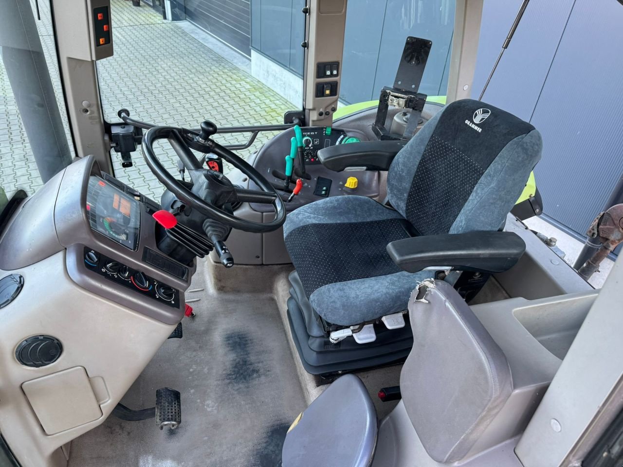 Traktor des Typs Sonstige Claas Ares 556 RZ, Gebrauchtmaschine in Daarle (Bild 9)