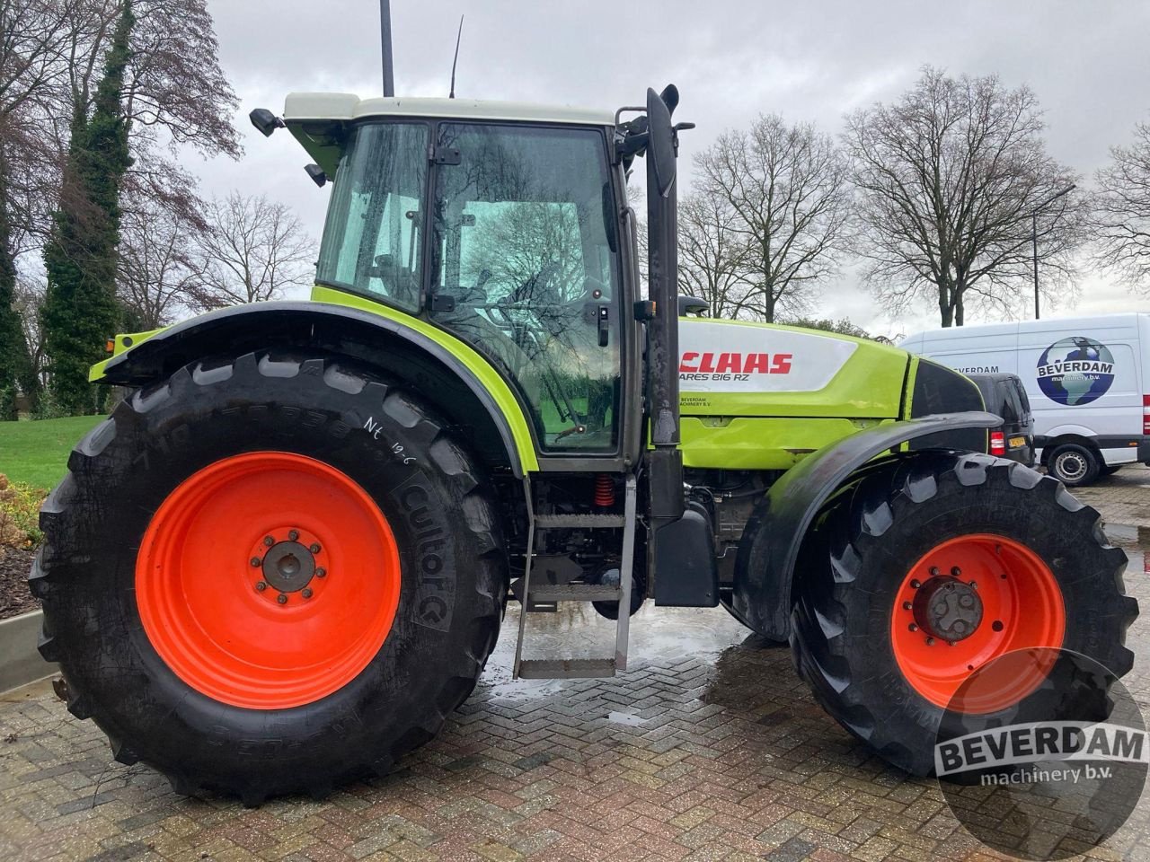 Traktor of the type Sonstige Claas Ares 816 RZ, Gebrauchtmaschine in Vriezenveen (Picture 7)