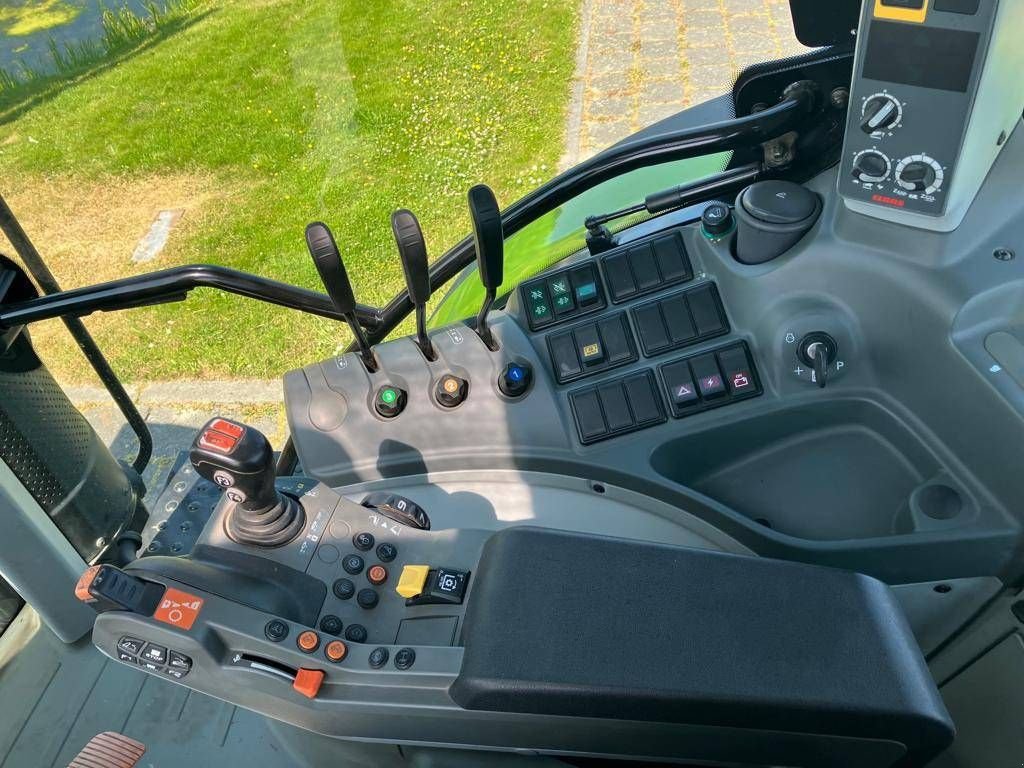 Traktor of the type Sonstige Claas Arion 610 CIS, Gebrauchtmaschine in Easterein (Picture 5)