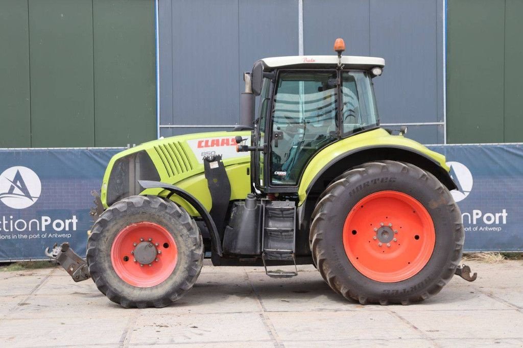 Traktor des Typs Sonstige Claas Axion 850, Gebrauchtmaschine in Antwerpen (Bild 2)