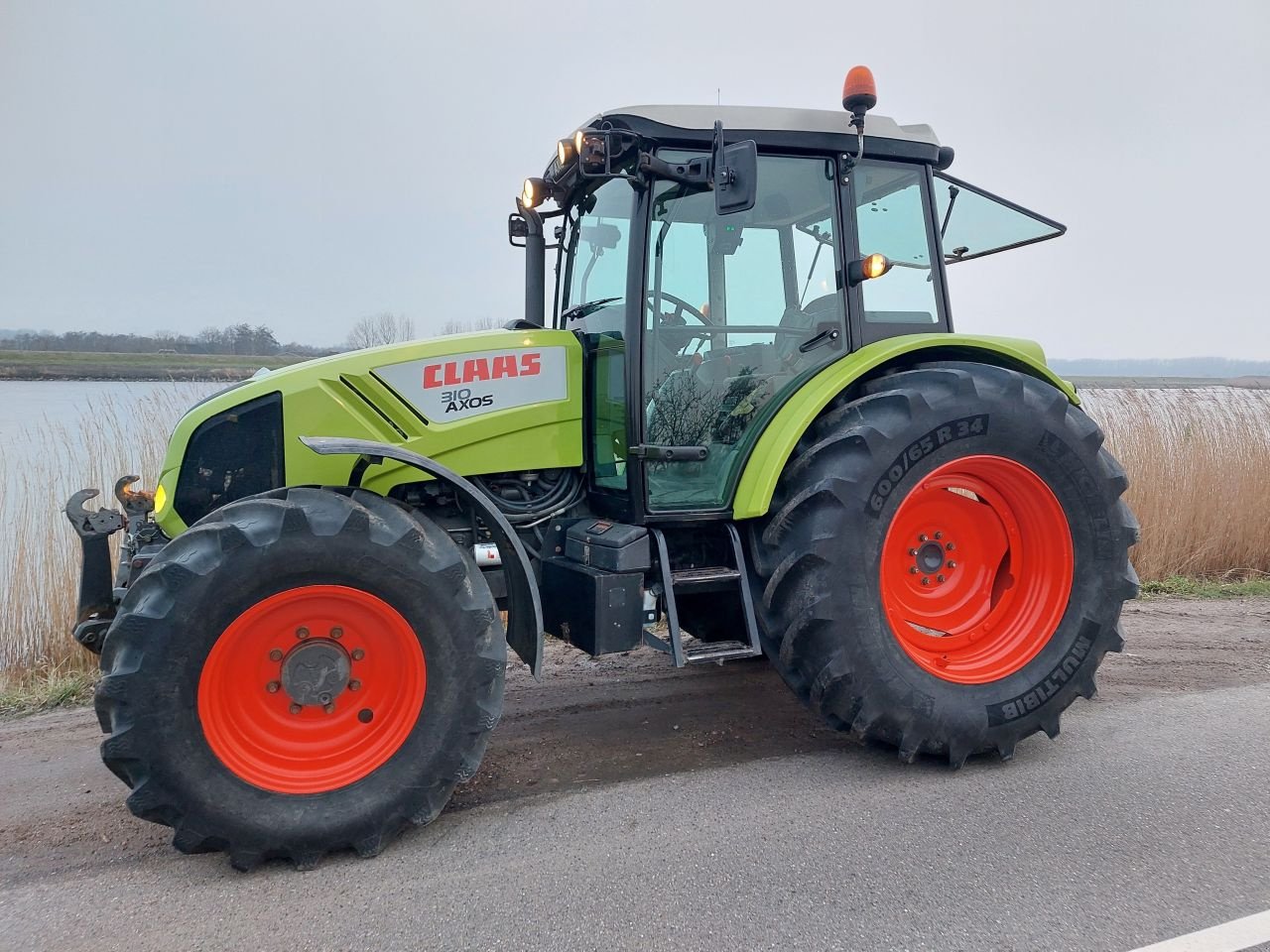Traktor Türe ait Sonstige Claas Axos 310, Gebrauchtmaschine içinde Ouderkerk aan den IJssel (resim 7)