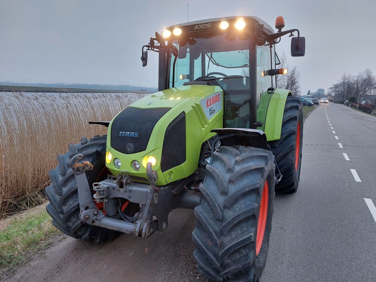 Traktor Türe ait Sonstige Claas Axos 310, Gebrauchtmaschine içinde Ouderkerk aan den IJssel (resim 5)