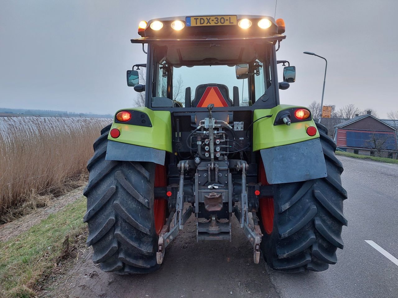 Traktor typu Sonstige Claas Axos 310, Gebrauchtmaschine v Ouderkerk aan den IJssel (Obrázok 4)
