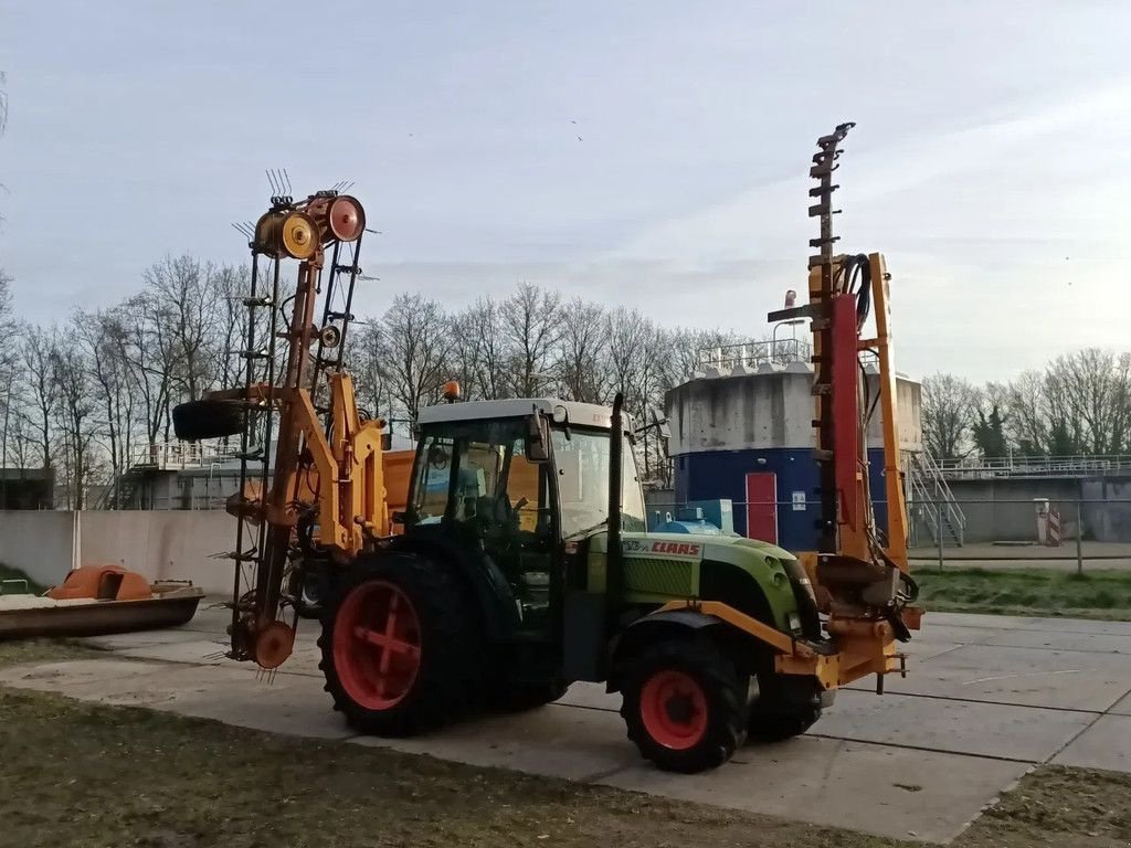 Traktor typu Sonstige Claas Nectis 247VL met maai hark installatie, Gebrauchtmaschine w Groningen (Zdjęcie 4)