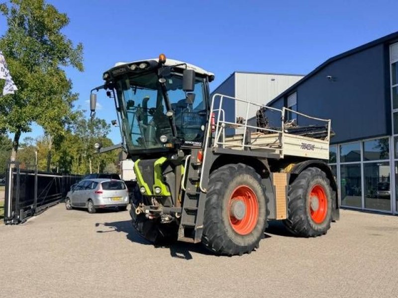 Traktor of the type Sonstige Claas Xerion 3800, Gebrauchtmaschine in Marknesse (Picture 4)